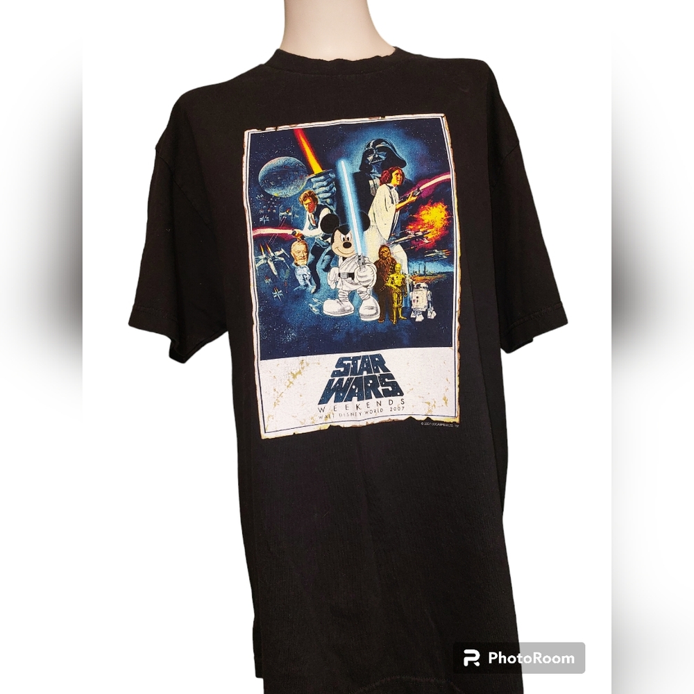 Vintage 2007 Walt Disney Star Wars Mickey Mouse Size Large Tshirt